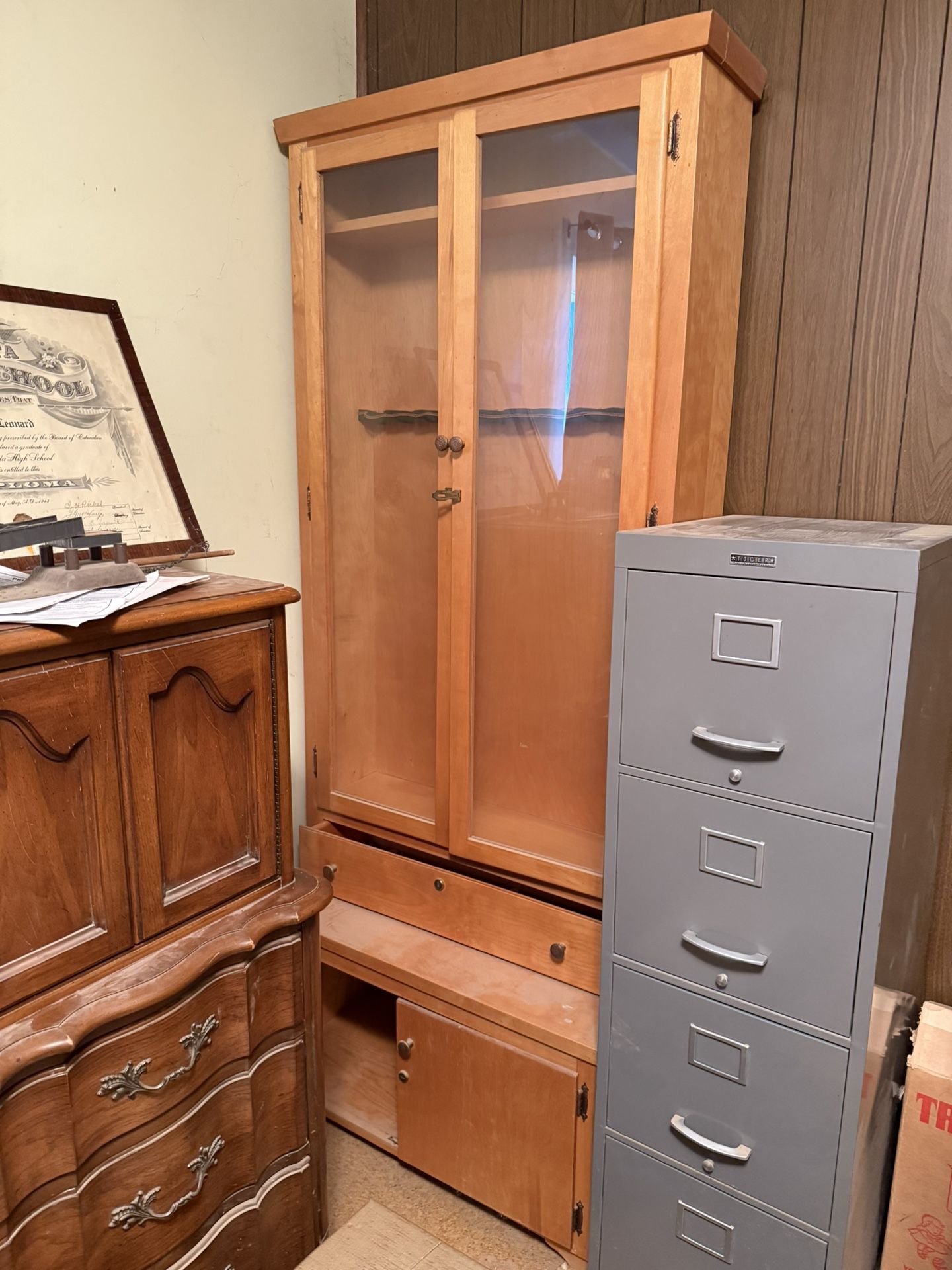 Vintage Gun Cabinet With Keys To The Locks