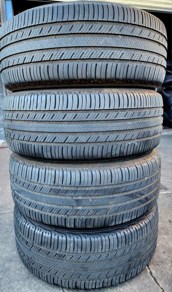 4 LLANTAS USADAS MICHELIN 225/60/16