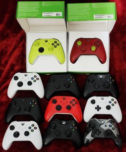 Original OEM Xbox One S/X Controllers 35$ Each (Read Description)