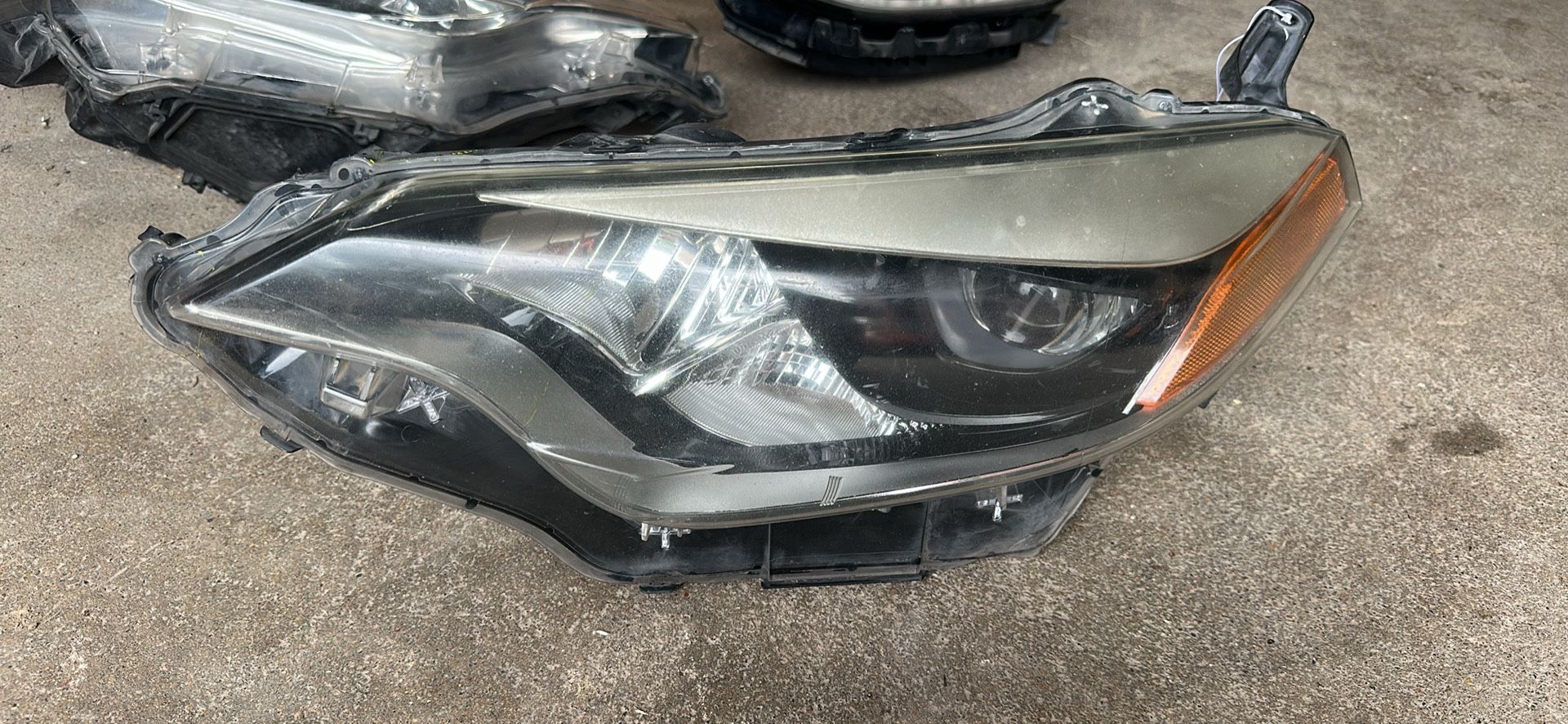 2014-2016 Toyota Corolla LEFT Side Headlight LED OEM