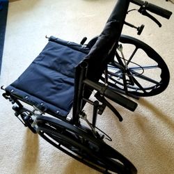 Foldable Reclining Wheelchair