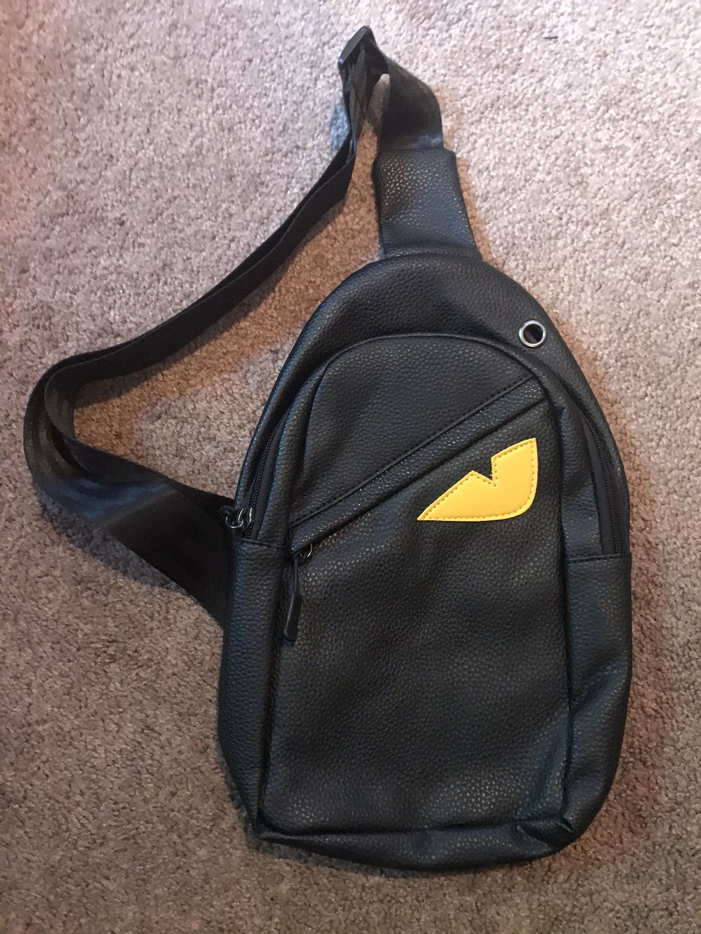 Men's Leather Fannypack Chest Sling Day Pack Shoulder Bag Sport Travel Backpack