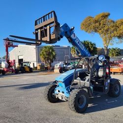 5,000lbs Reach Forklift - Genie 5519
