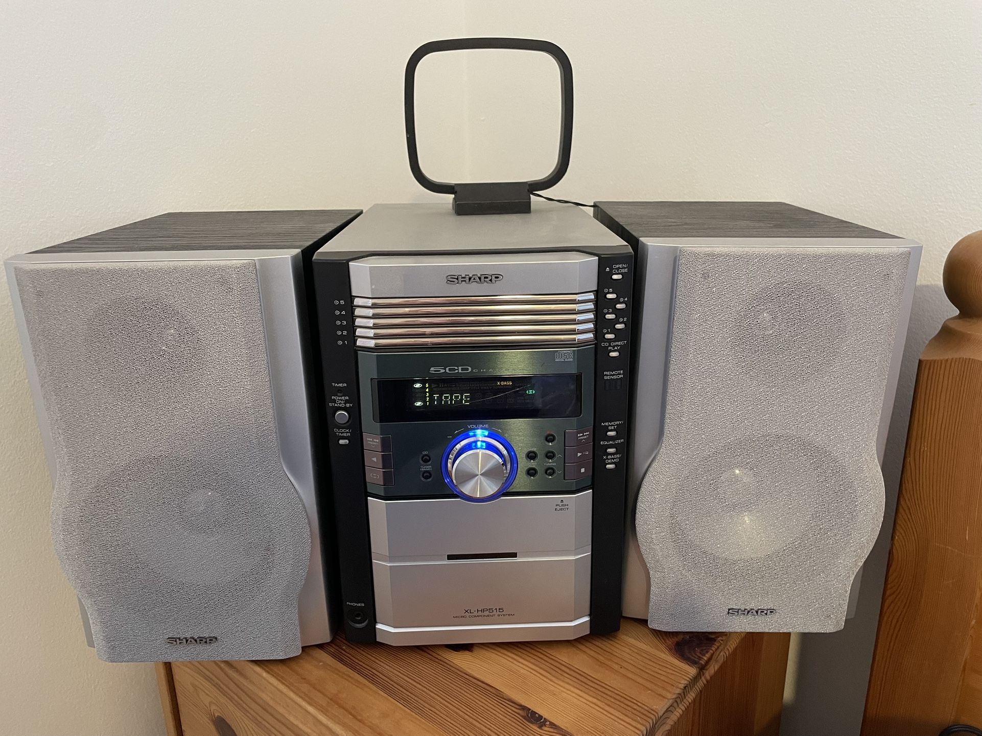 Radio/CD/tape Player