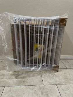 Large Pet Fence / Playpen
