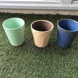 3 Flowers Pots