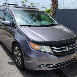 2015 Honda ODYSSEY Touring Elite 