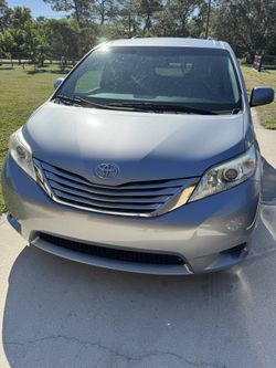 2016 Toyota Sienna