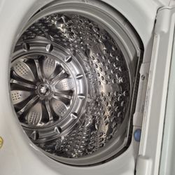 LG Washer AND dryer Newer 