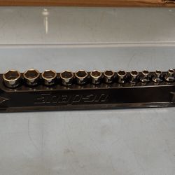 Snap-on Tools 12 pc 1/4" Drive 6-Point Metric Flank Drive® Xtra Shallow Socket Set (5-15 mm)