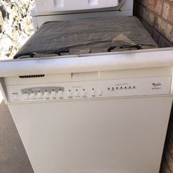 Dishwasher 