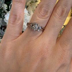 14K Gold Natural Diamonds Ring