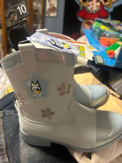 Girls bluey boots
