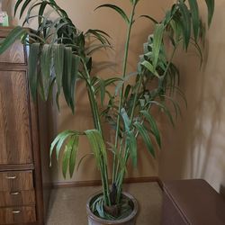 Tall Floor Palm Fake Plant With Pot