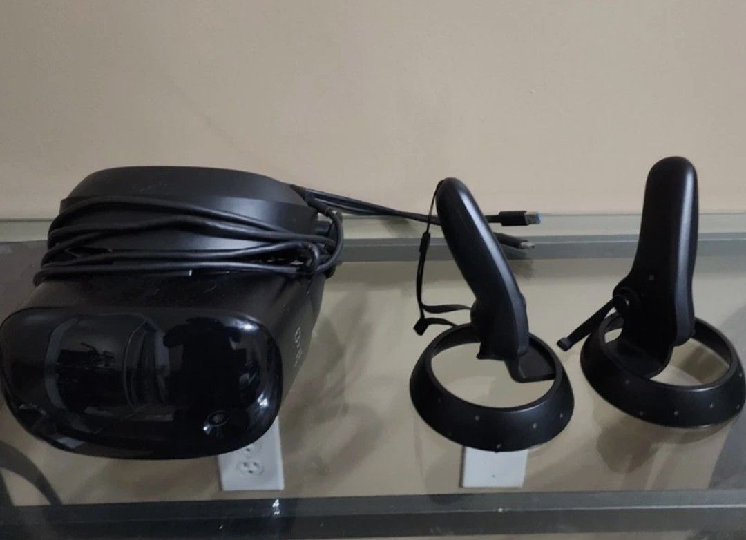 Samsung Odyssey Hmd($125)