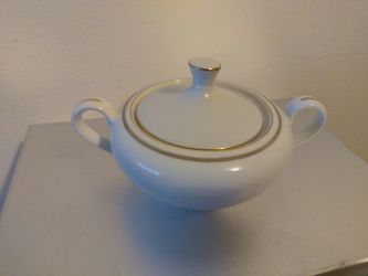 St Regis #102 sugar bowl