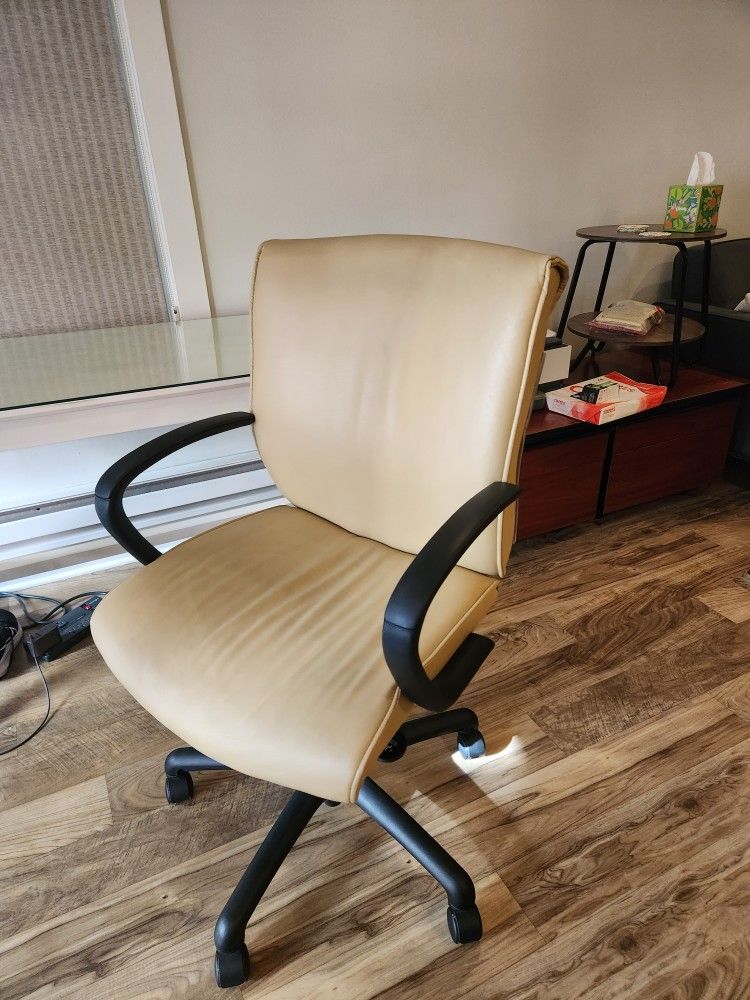 Office Chair – Tan Faux Leather