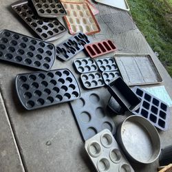 Baker Utensils Set 35 Dlrs All