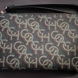 COACH Women's Corner Zip Wristlet(Green)