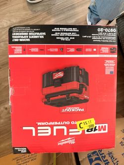 Milwaukee Vacuum NEW