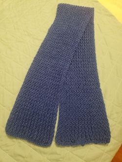 New blue knitted scarf