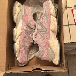 New Balance 9060