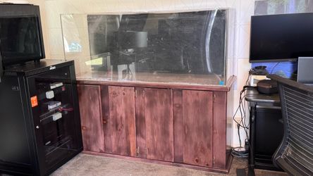 Sea Clear Acrylic Fish Tank Aquarium with Stand Pumps