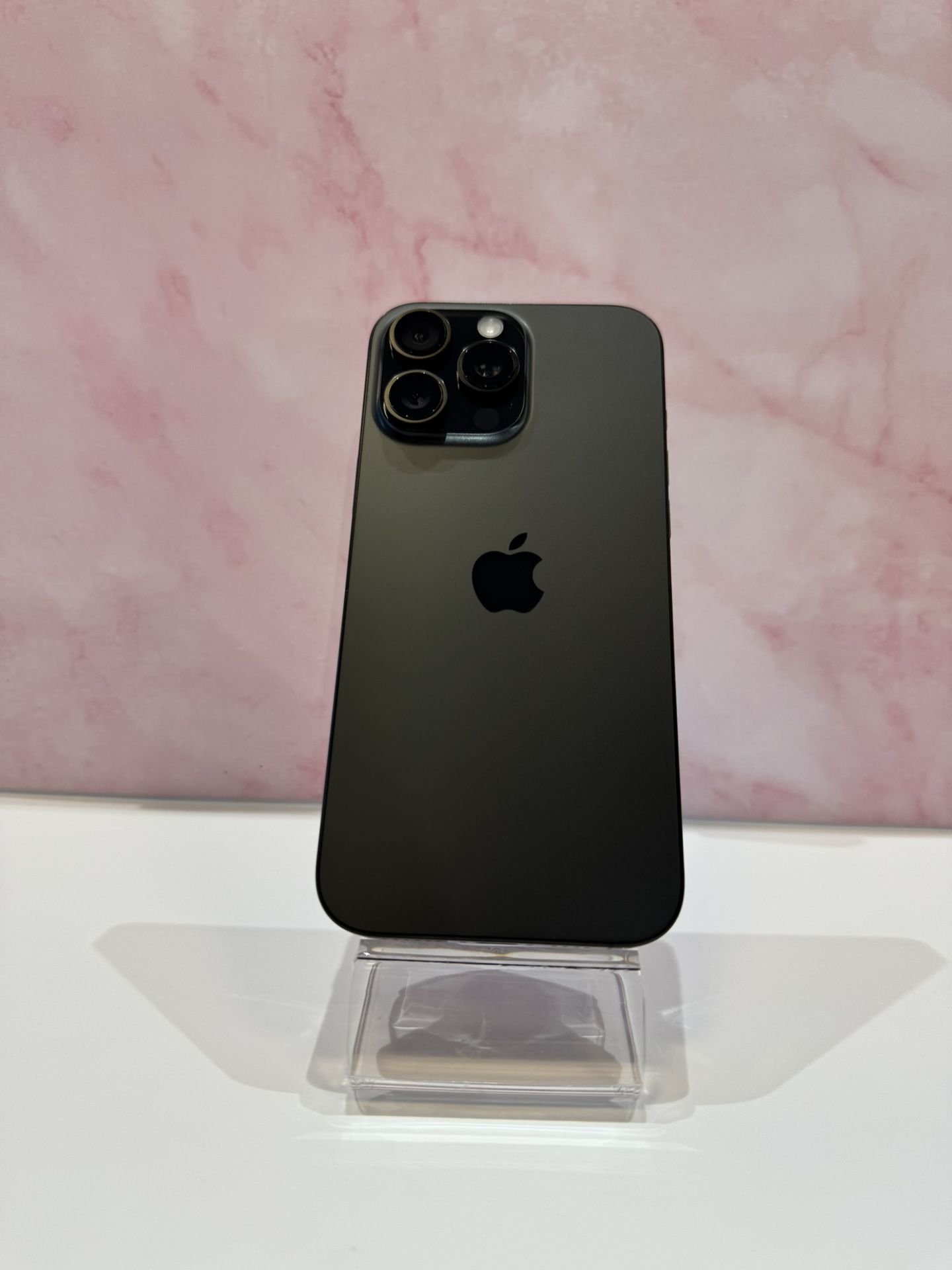 iPhone 16 Pro Max 1TB AT&T