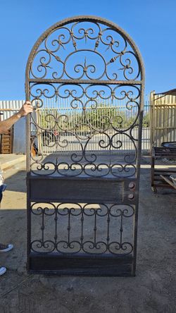 Custom Metal Gate
