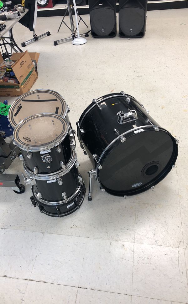 Evans level 360 drum set 5pc for Sale in Arlington, TX OfferUp