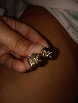 Mk earrings gold new 23$