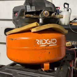 RIDGID 6-Gallon Pancake Air Compressor – Works Great