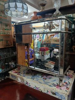mirrored display cabinet