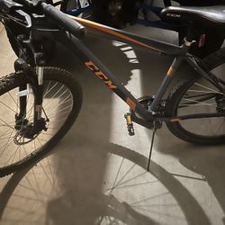 2018 CCM charcoal grey, 29er Hardtail race