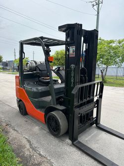 5,000 Lbs Toyota Forklift 