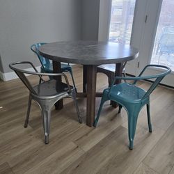 Table & 4 Chairs