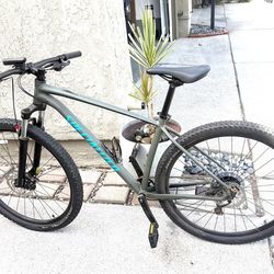 Specialized Mountain bike