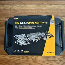 Mechanic hand tool set