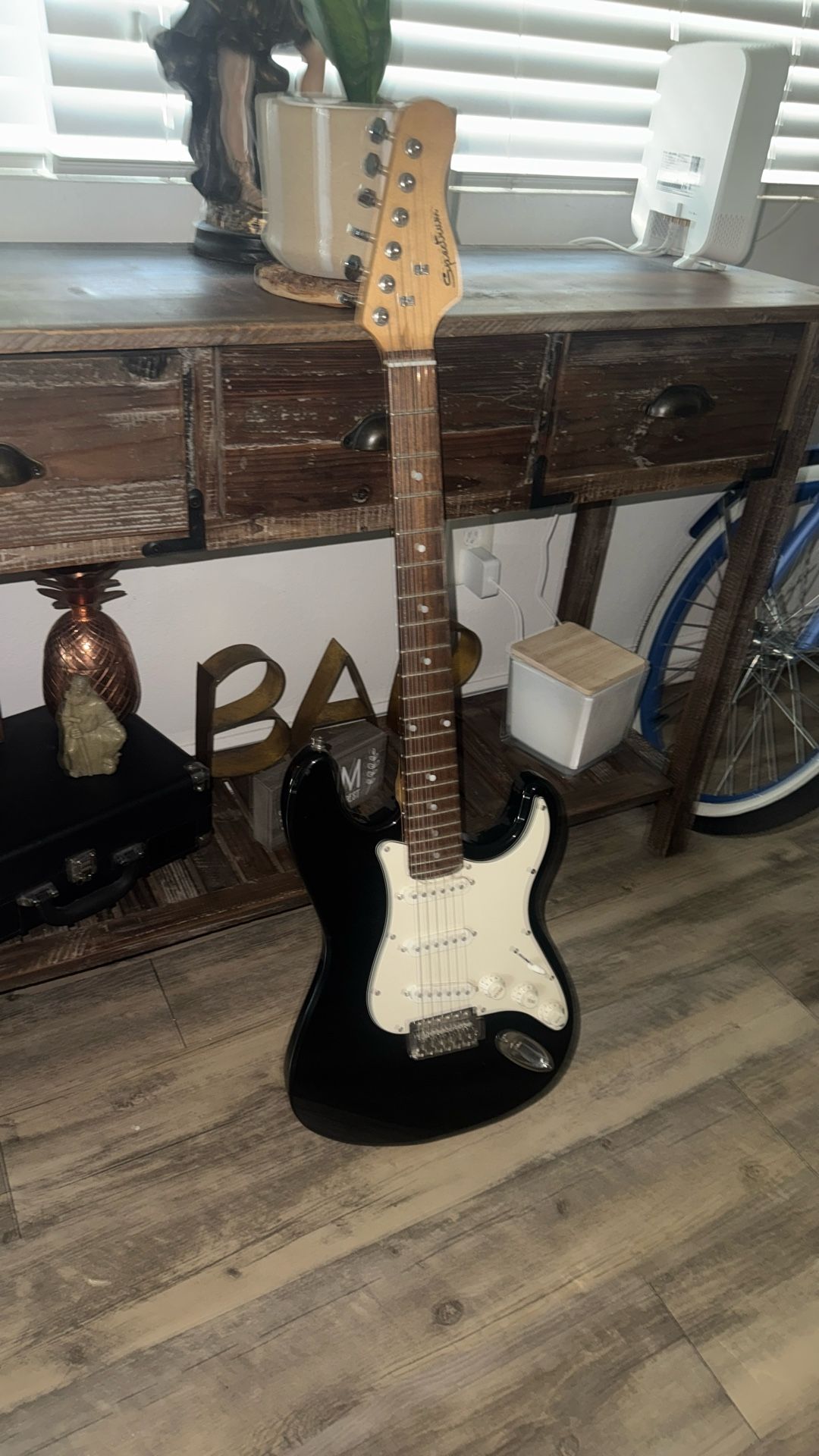 Electric Guitar