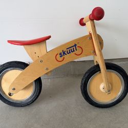 Skuut Wooden Balance Bike 