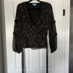 Cece Blouse Size Small