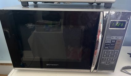 Emerson MWG9115SB-N Microwave Oven, Timer & LED Display 1100W, 11 Power Levels, 9 Pre-Programmed Setting