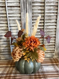 Ht-16in width-14in HANDMADE artificial greenish pumpkin arrangement