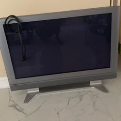 Panasonic 43” TV With Remote Control 
