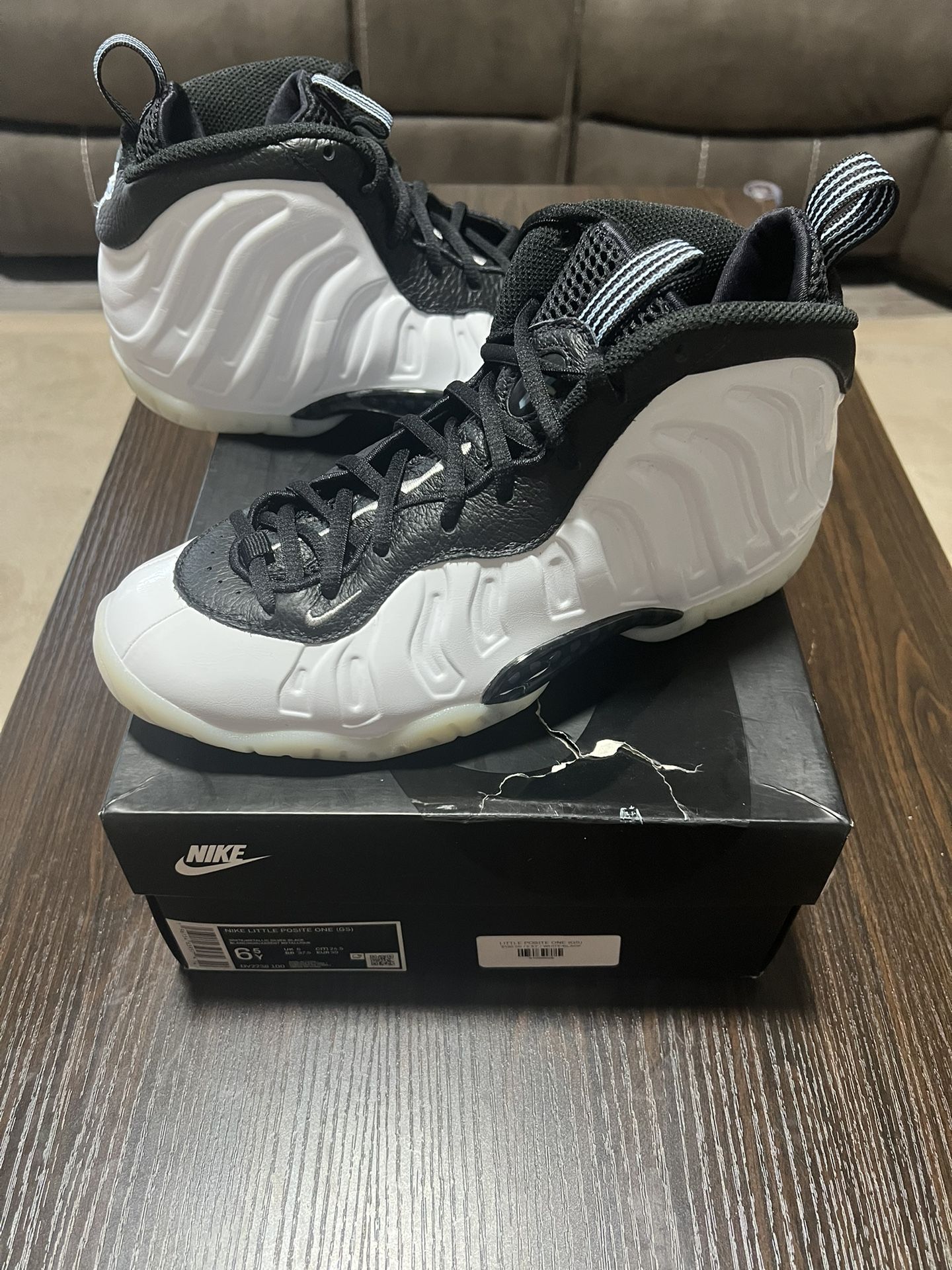 Nike little posite one gs Size 6.5y SKU-Dv2238-100