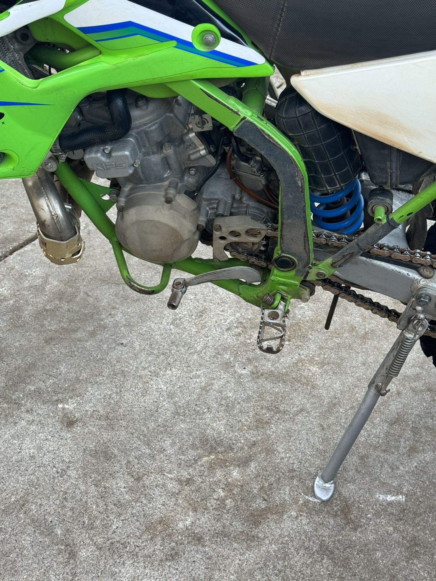 kawasaki 300 2 stroke