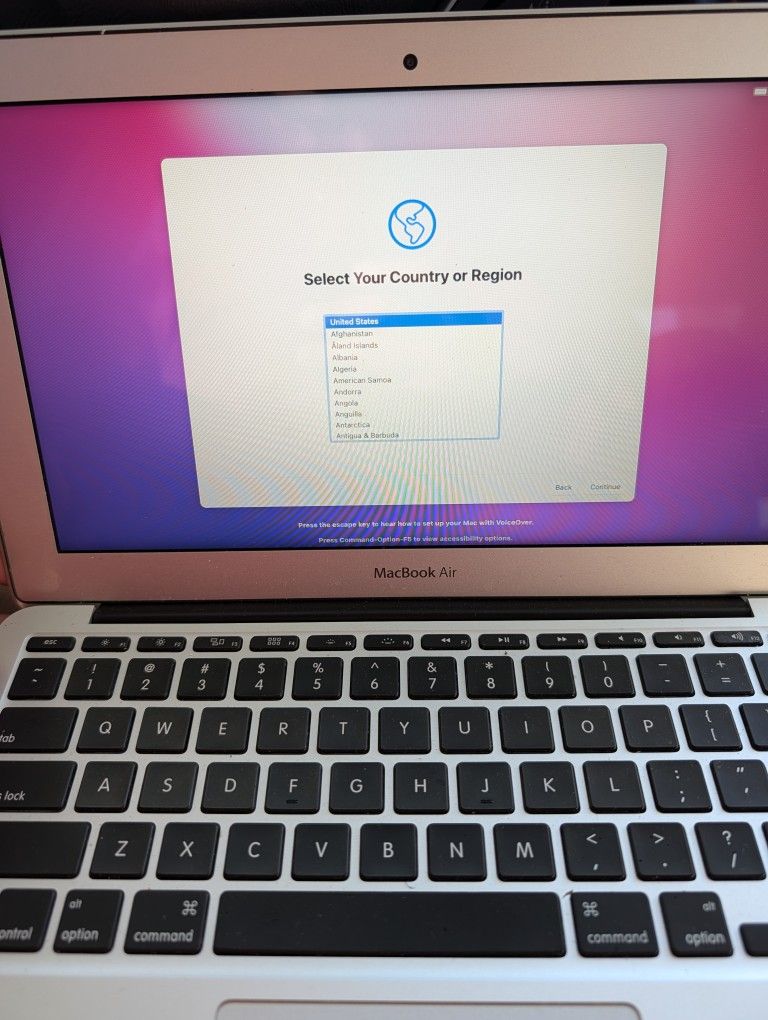 2015 MacBook Air $200
