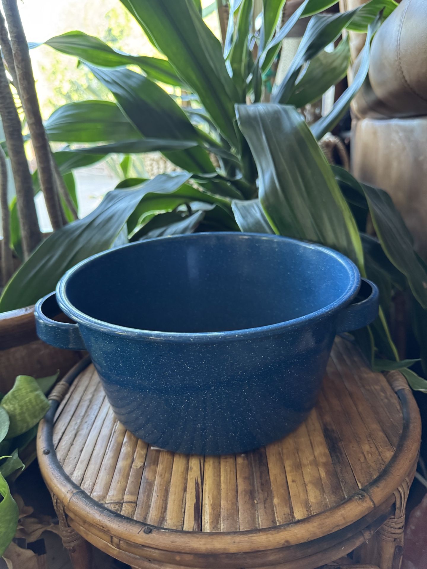 Vtg Enamelware Blue Speckle Pot Country Farmhouse Camping Decor Two Handle Granitewear Metal Coated
