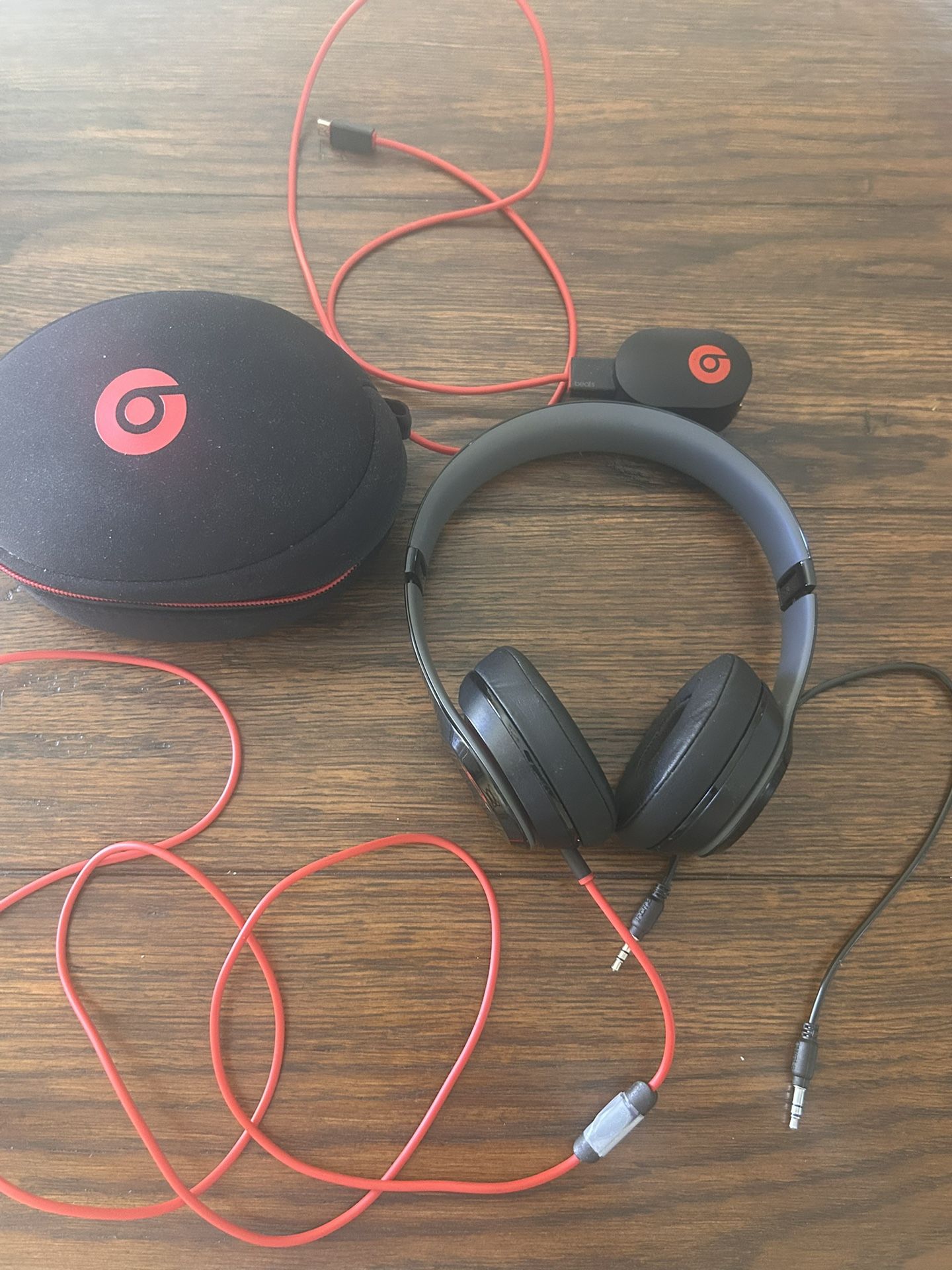 Beats Solo Model B0518