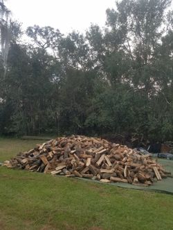 Split Oak Firewood And Firepit wood 